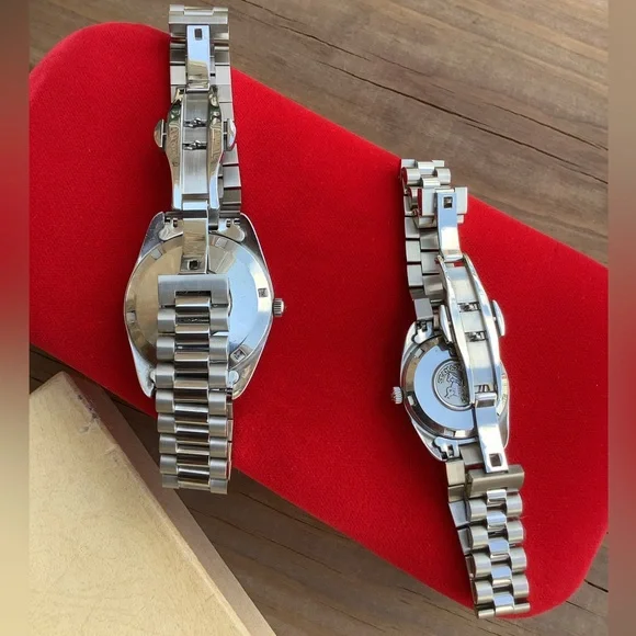 Mens and women’s OMEGA watch set 🌟🌟🌟🌟🌟